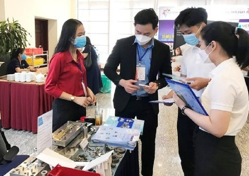 Đầu tư ngành công nghiệp hỗ trợ để “giữ chân” nhà đầu tư ngoại -0