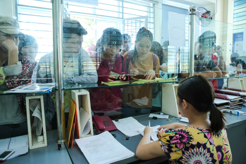 Bớt những môn học vô bổ để giảm gánh nặng học phí -0