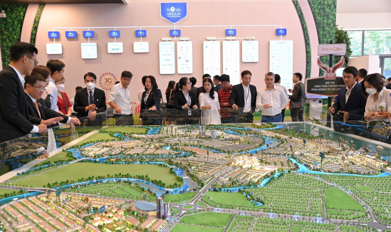 Trải nghiệm chuỗi hoạt động mới tại Novaland Gallery  -0