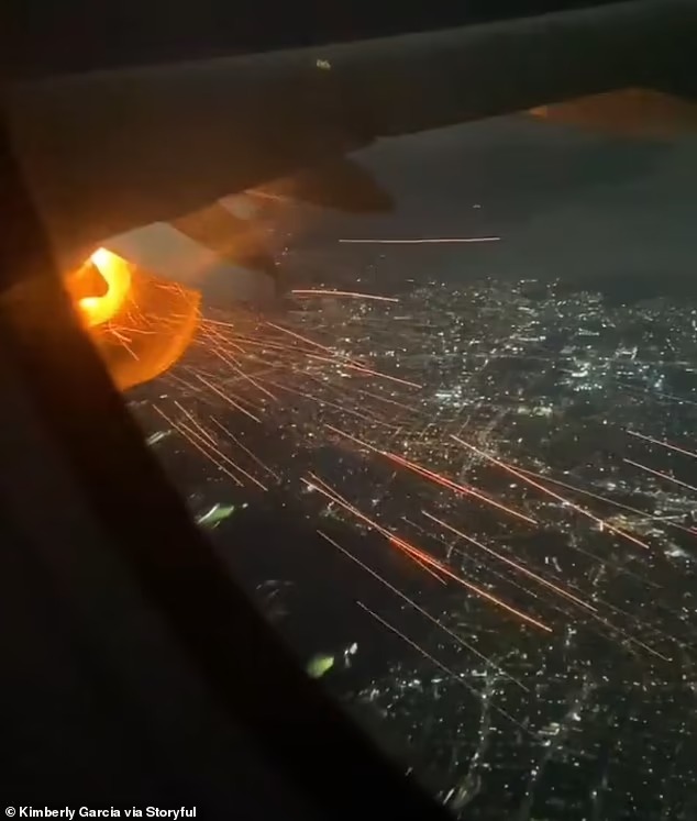 Máy bay chở 180 hành khách phải 