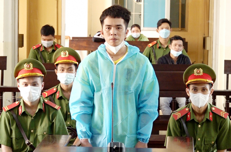 Đối tượng dùng dao sát hại vợ lĩnh án 20 năm tù -0