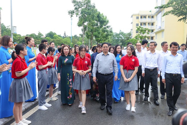 Thủ tướng Phạm Minh Chính làm việc tại tỉnh Lào Cai -0