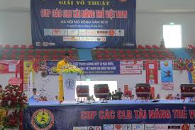 Kỳ nhân làng võ -0