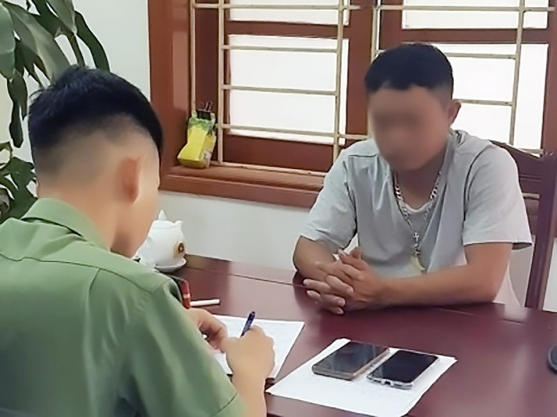 33e97ee0-716c-40ce-a8af-e580d6e0a26b.jpeg -0