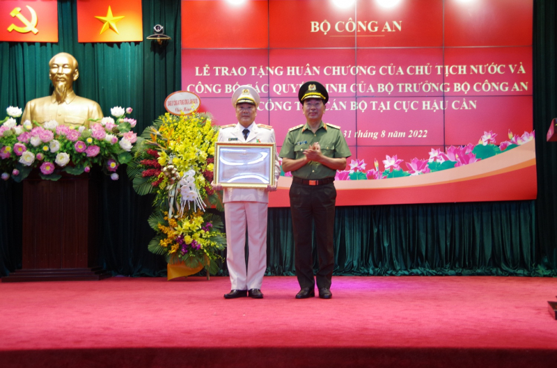 Đại tá Phạm Văn Sơn giữ chức vụ Cục trưởng Cục Hậu cần -0