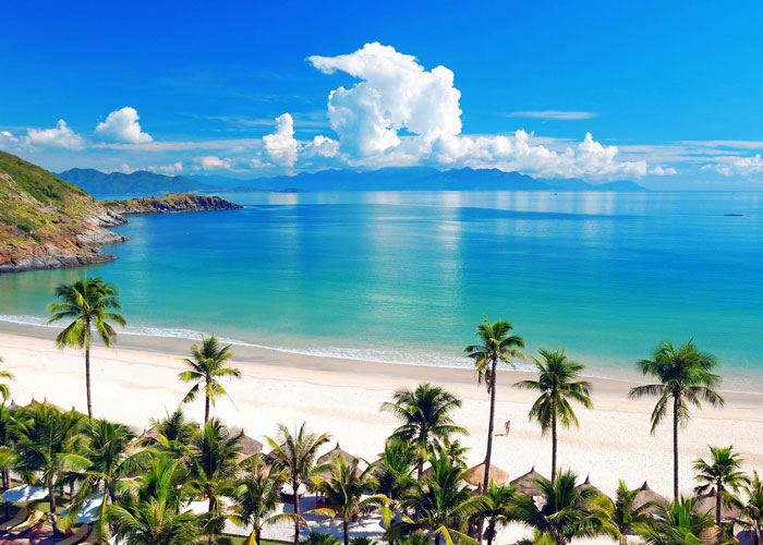 ve-dep-bien-nha-trang.jpg -0