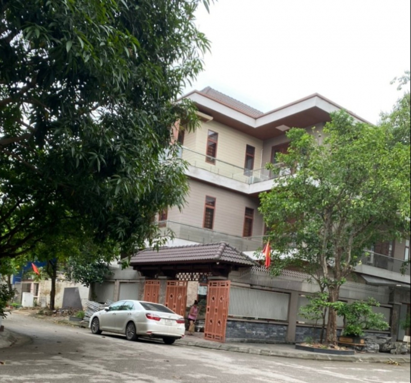 Khởi tố 12 đối tượng trong đường dây tổ chức đánh bạc và đánh bạc liên tỉnh, 400 triệu đồng/ngày -0