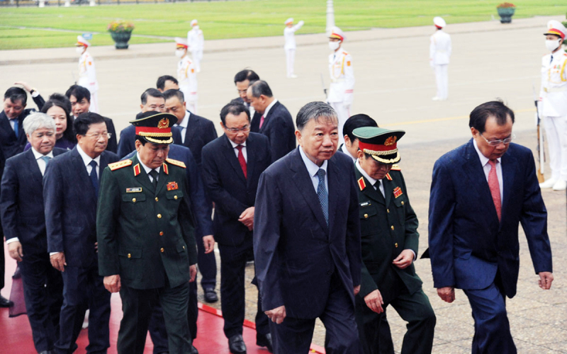 Lãnh đạo Đảng, Nhà nước vào Lăng viếng Chủ tịch Hồ Chí Minh -0