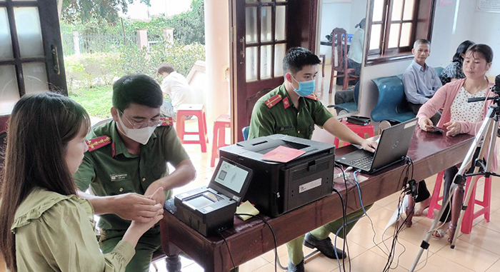 Công an Đắk Nông cấp căn cước công dân xuyên suốt 4 ngày nghỉ lễ -0