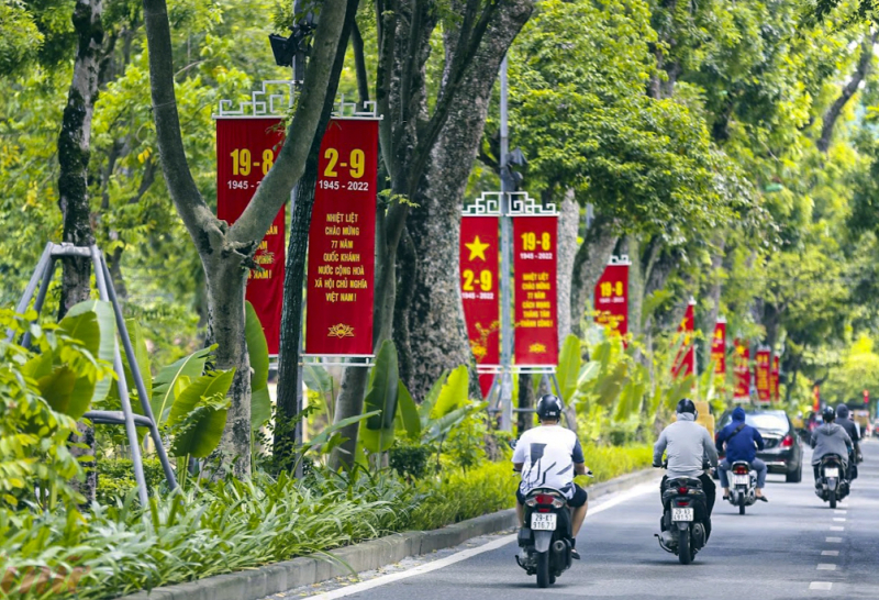 Miền Bắc và Trung bộ trời nắng, Nam bộ có mưa -0