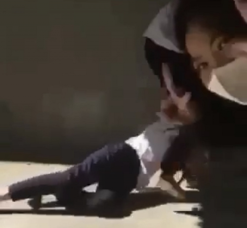 Bí thư Thành ủy Huế chỉ đạo xử lý nghiêm vụ nữ sinh lớp 8 bị bạn cùng trường đánh dã man -0