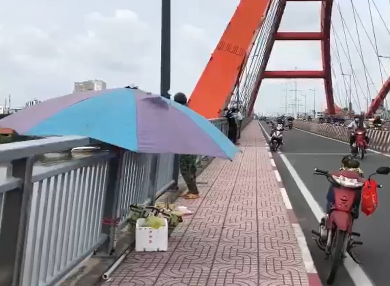 Vẫn chưa tìm thấy thi thể nam sinh vừa đậu đại học mất tích dưới sông Sài Gòn -0