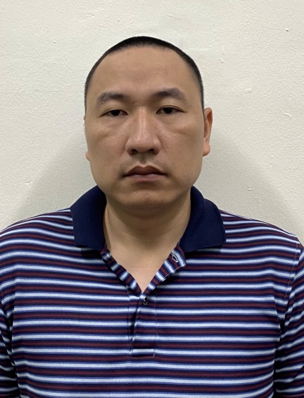 Bắt đối tượng làm, tàng trữ, phát tán hoặc tuyên truyền thông tin, tài liệu, vật phẩm nhằm chống Nhà nước   -0