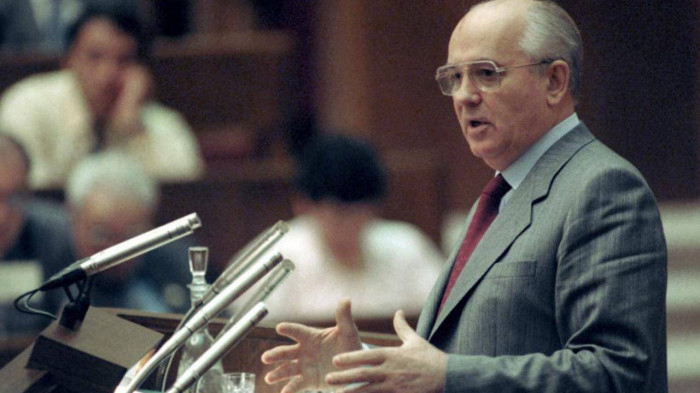 Bài học mang tên Gorbachev -0