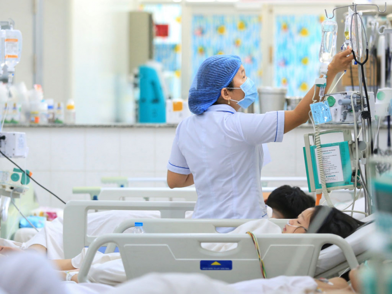 Bác sĩ cảnh báo nhiều bệnh nhi tái mắc sốt xuất huyết 2-3 lần -0