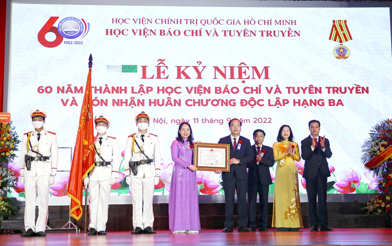 Học viện Báo chí và Tuyên truyền kỷ niệm 60 năm thành lập và đón nhận Huân chương Độc lập hạng Ba -0