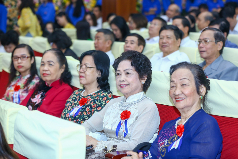 Học viện Báo chí và Tuyên truyền tổ chức lễ kỷ niệm 60 năm thành lập và đón nhận Huân chương Độc lập hạng Ba -0