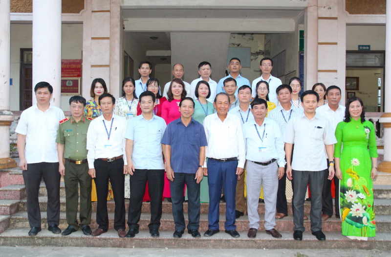 San sẻ yêu thương, giúp học sinh nghèo Nam Định vượt khó -0