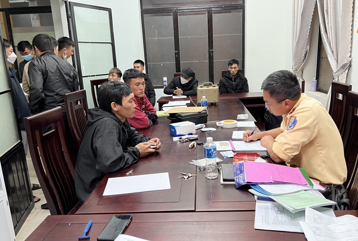 Test nhanh người đi đường, phát hiện 4 trường hợp dương tính với ma túy -0