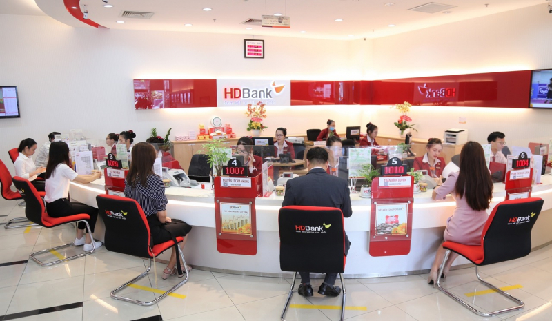 Ngân hàng đẩy mạnh giải ngân gói hỗ trợ lãi suất 40.000 tỷ -0