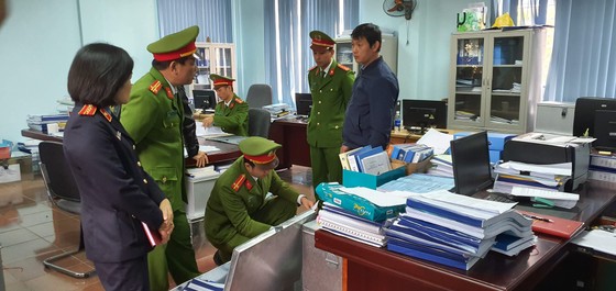  Tạm dừng xét xử sai phạm liên quan đến dự án nghìn tỷ  -0