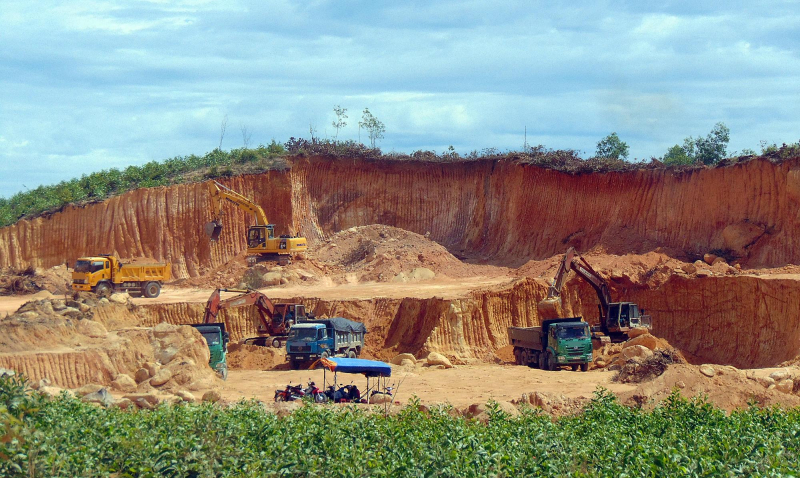 Không hoàn thiện hồ sơ đóng cửa mỏ, doanh nghiệp bị phạt 140 triệu đồng -0