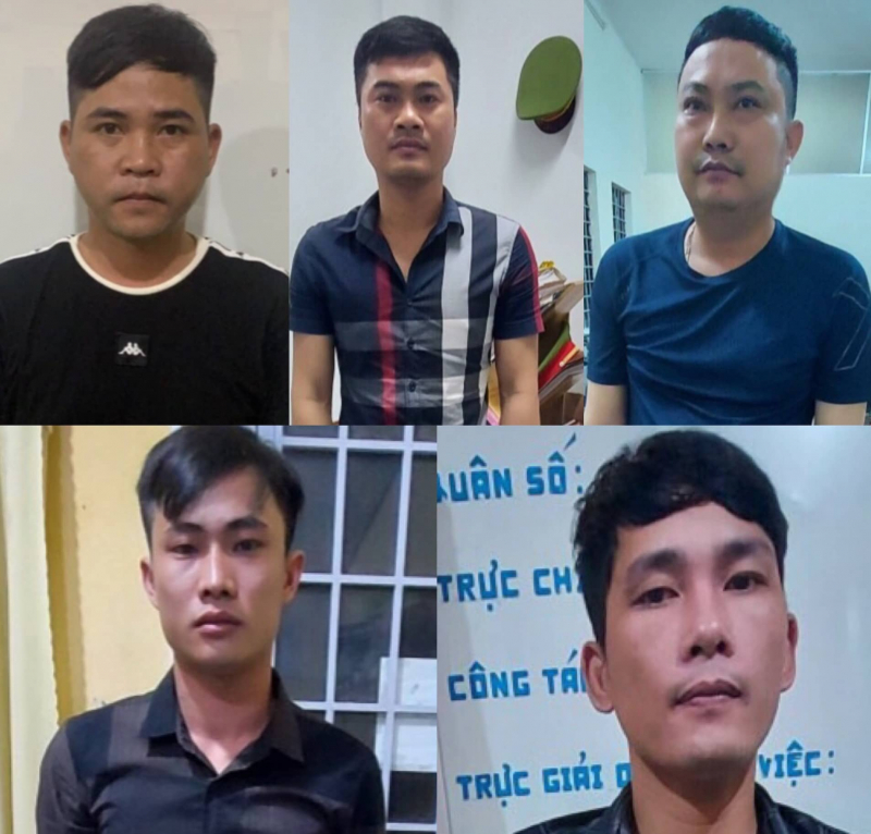 306158851_597667845388823_7206265349252633888_n.jpg -0