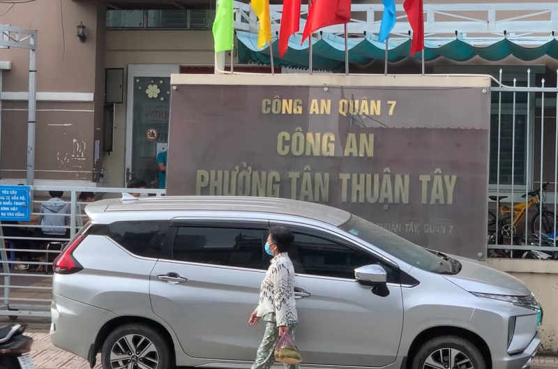 Nạn nhân là con gái chủ tiệm vàng ở Trà Vinh, có một đời chồng -0