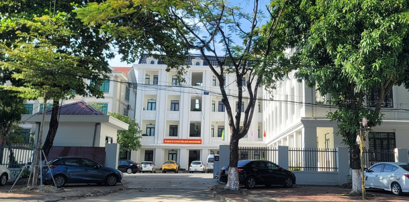 Thổi giá, đánh tráo thiết bị giáo dục để trục lợi ngân sách -0