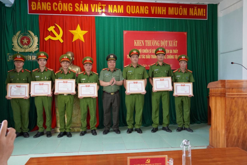 Đã xác định được nhóm đối tượng cưa hạ hơn 147m3 gỗ tại Kon Tum -0