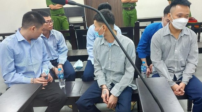 Tháo thiết bị định vị, “ổ nhóm” cầm cố ô tô cho vay nặng lãi -0