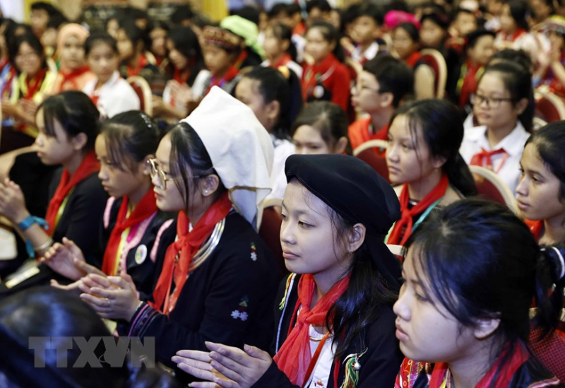 Chủ tịch nước gặp mặt thiếu nhi tiêu biểu 54 dân tộc toàn quốc -8