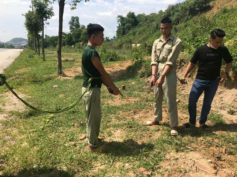 Bắt 4 “thợ đào đường” chuyên trộm cắp dây cáp điện -0