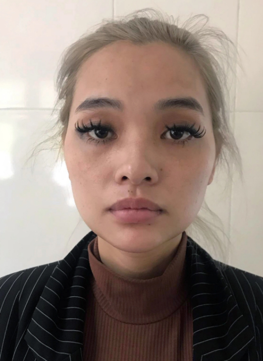 Nữ bị cáo gây náo loạn ở Sân bay Tân Sơn Nhất lĩnh 7 năm tù -0