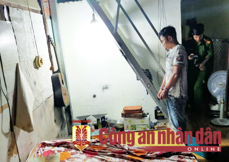 Công an tỉnh Kiên Giang triệt phá đường dây chế tạo, tàng trữ, mua bán súng quân dụng 