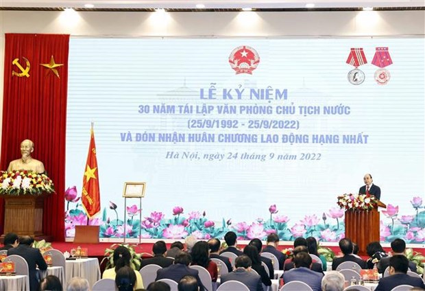 Ceremony marks 30th anniversary of re-establishment of Presidential Office -0