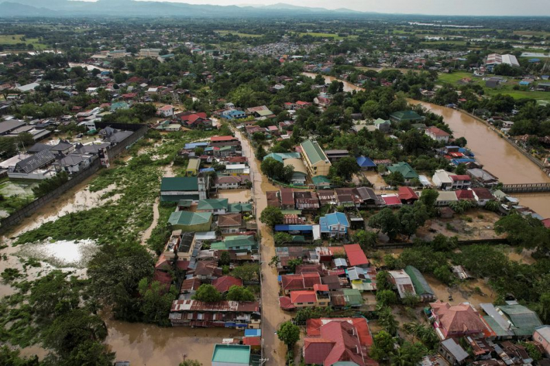 Nhân viên cứu hộ Philippines thiệt mạng khi giải cứu nạn nhân bão Noru -0