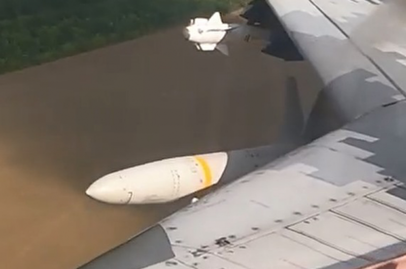 MiG-29 Ukraine mang tên lửa Mỹ bị tiêm kích Nga bắn rơi trong không chiến -0