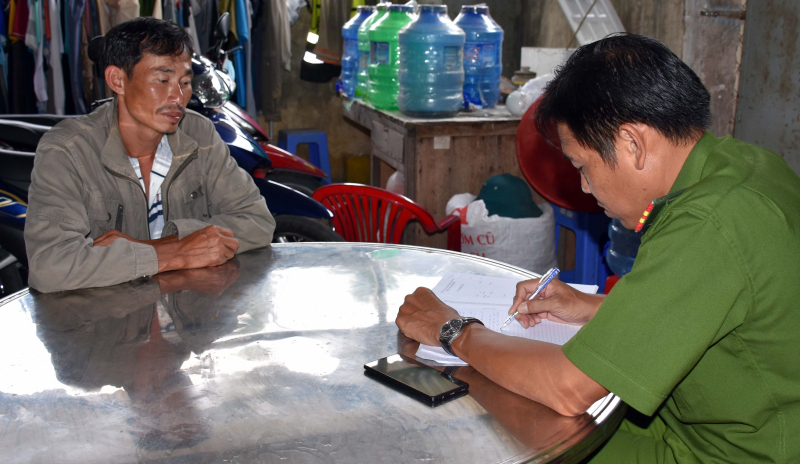 Đâm chết người trong lúc đòi nợ -0