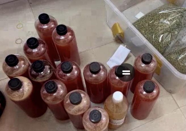 Dùng mặt nạ sản xuất, điều chế 