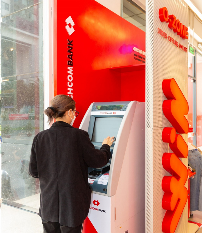 Techcombank cùng Masan mang dịch vụ tài chính “ngân hàng trong tầm tay” tới các chuỗi cửa hàng Win -0