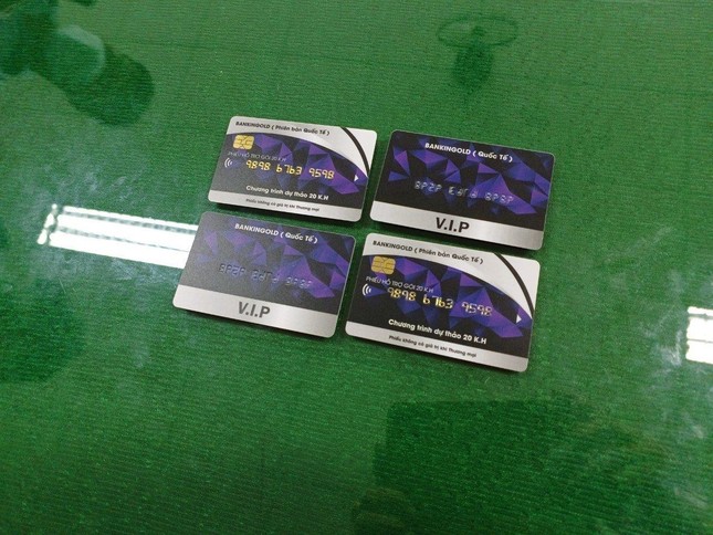 Bắt 8 đối tượng dùng chiêu giả nhân viên ngân hàng lừa đảo -0