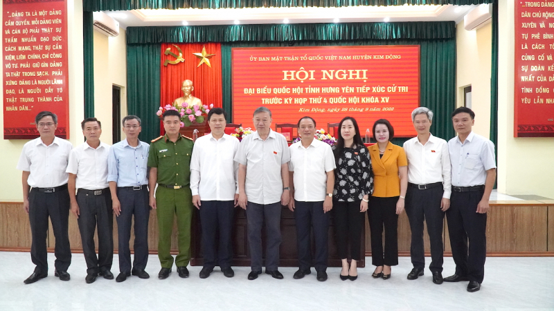 Bộ trưởng Tô Lâm tiếp xúc cử tri huyện Kim Động -0