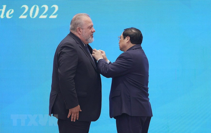 Thủ tướng Cuba Manuel Marrero Cruz đón nhận Huân chương Hồ Chí Minh -0