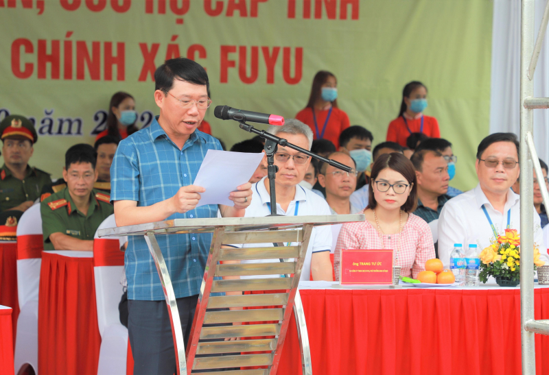 Diễn tập chữa cháy sét đánh gây chập điện làm nổ bình khí nén, chảy tràn hóa chất  -0