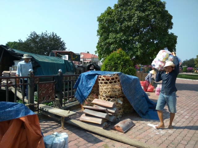 5-bến cảng gốm.jpg -0