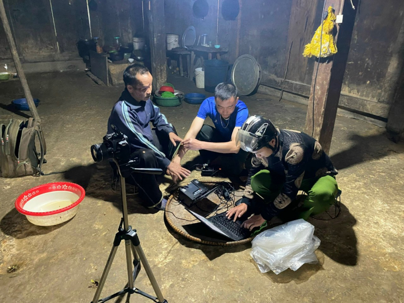 Xuống bản cấp căn cước công dân -0