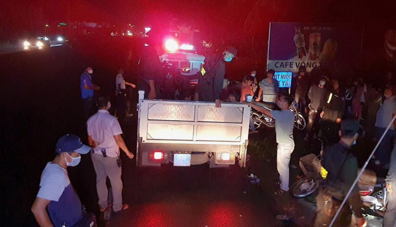 Bắt giữ gần 40 “tay đua” trên đường dẫn cao tốc TP HCM - Trung Lương -1