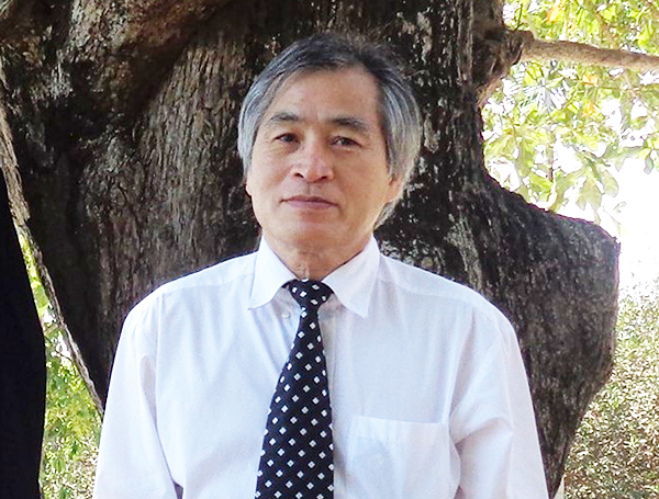 Khi cơn sốt đất qua đi -0