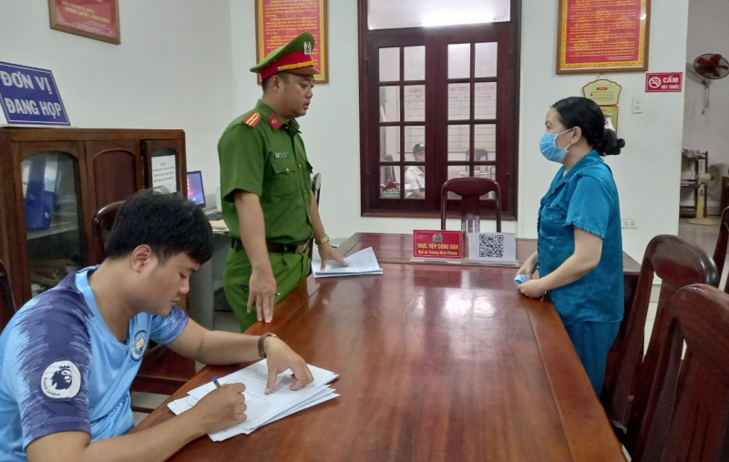 Tỉnh ủy Phú Yên khen thưởng Công an triệt xóa đường dây đánh bạc -0